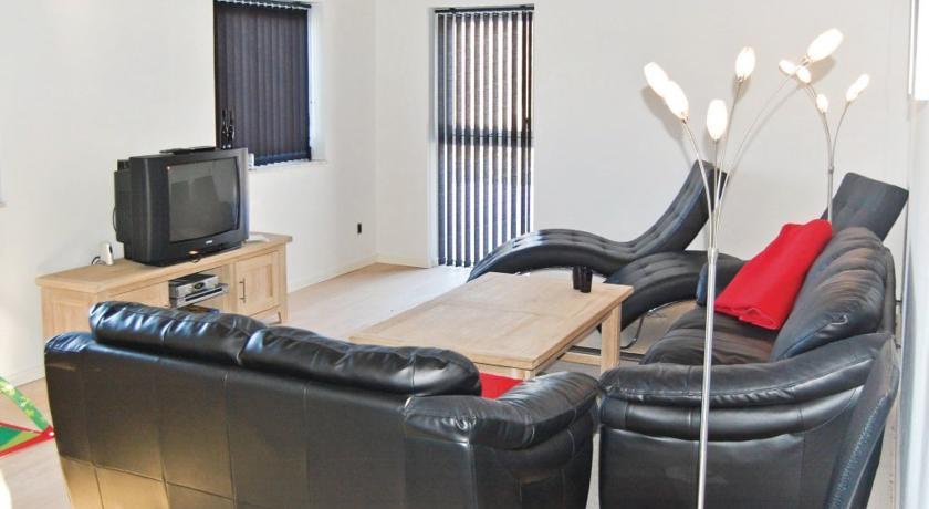 8 Person Holiday Home In Hovborg Kamer foto